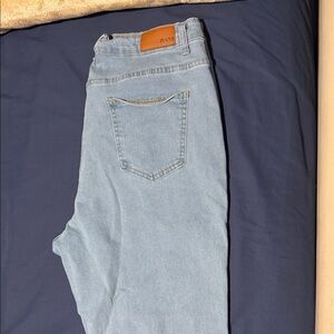 SHEIN Light Blue High-Waist Women’s Jeans